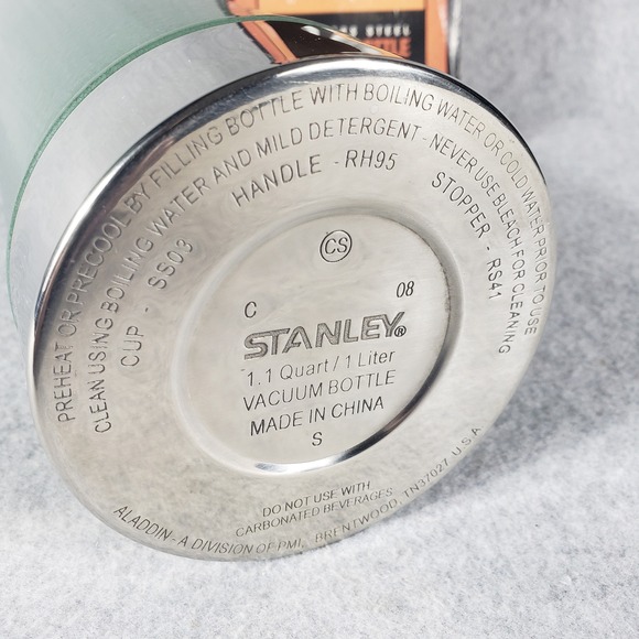 Stanley Classic Green Stainless Steel Vacuum Bottle 1.1 Quart 1 Lt Thermos Cup - Picture 10 of 15